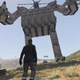 También hay quienes han visto una especie de mecha o robot gigante hecho de tanques y aviones.